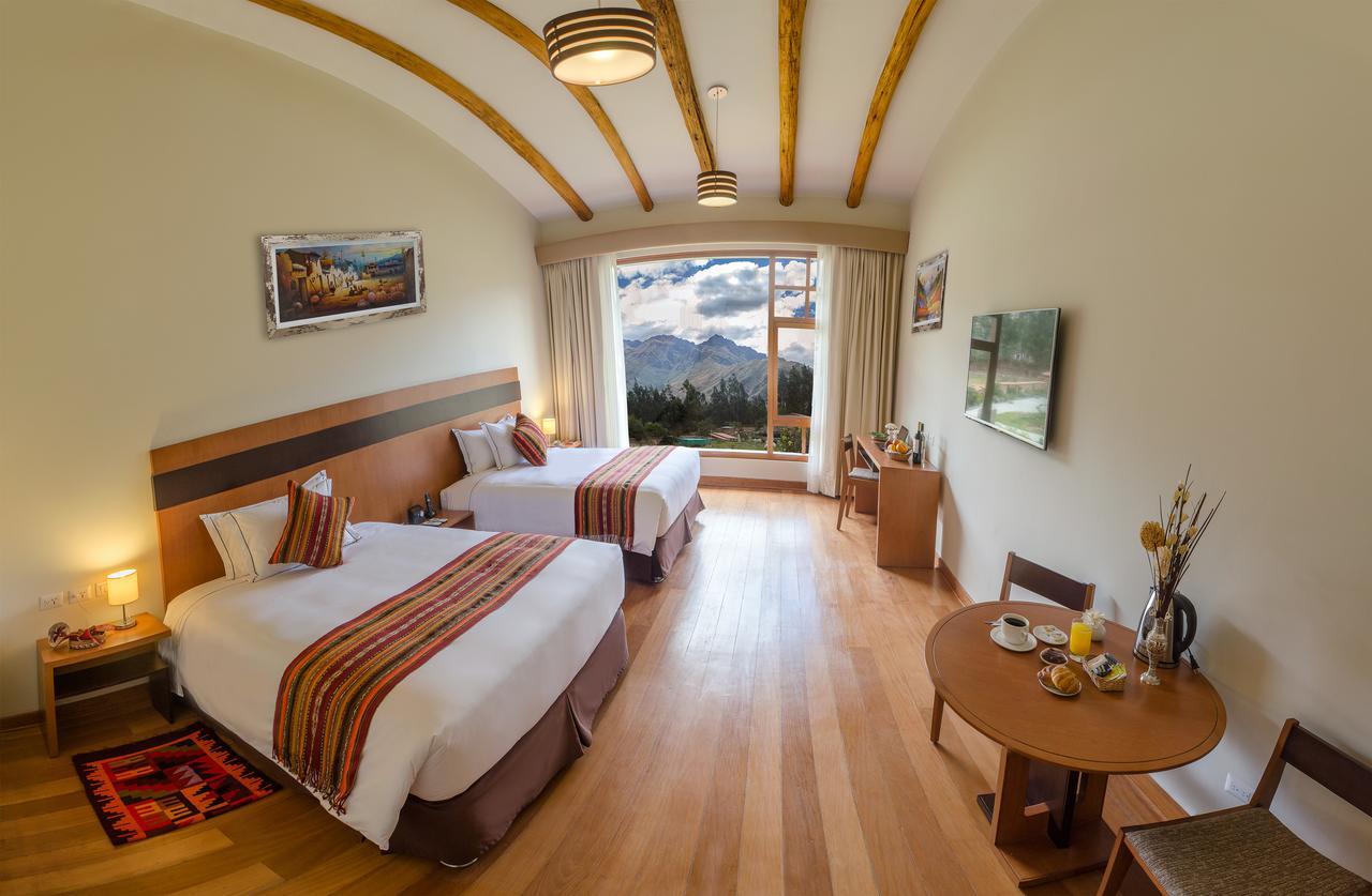 Taypikala Deluxe Valle Sagrado Urubamba Exteriör bild