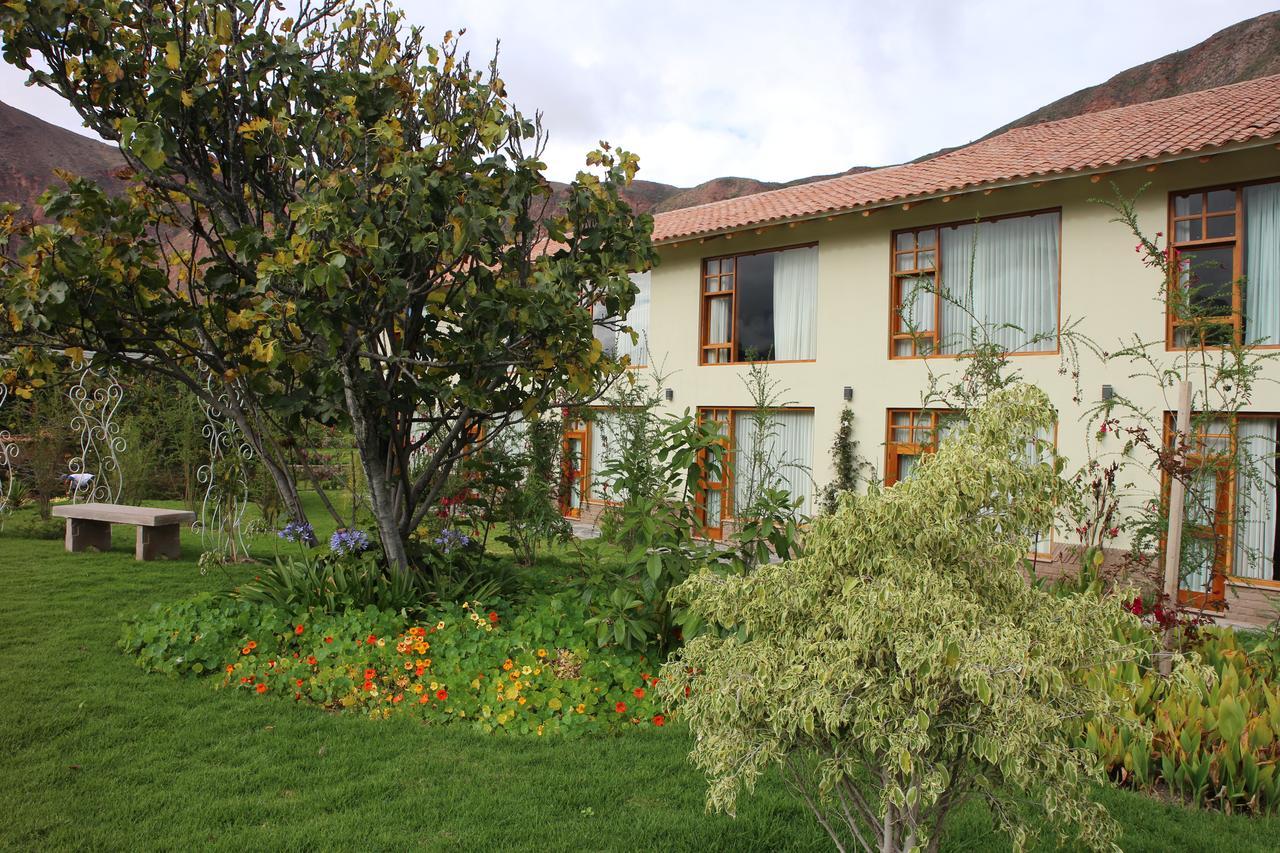 Taypikala Deluxe Valle Sagrado Urubamba Exteriör bild