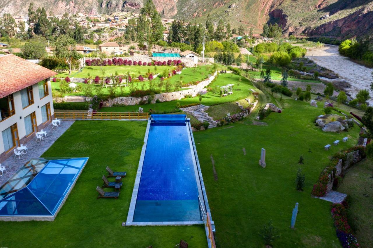 Taypikala Deluxe Valle Sagrado Urubamba Exteriör bild